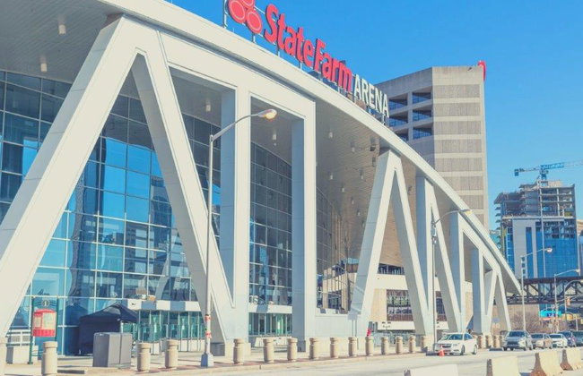 Partido de la NBA: Atlanta Hawks en el State Farm Arena - Entrada - Foto 4